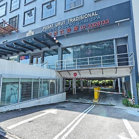 Capital O 90130 Sawadee Hotel Джохор-Бару Экстерьер фото