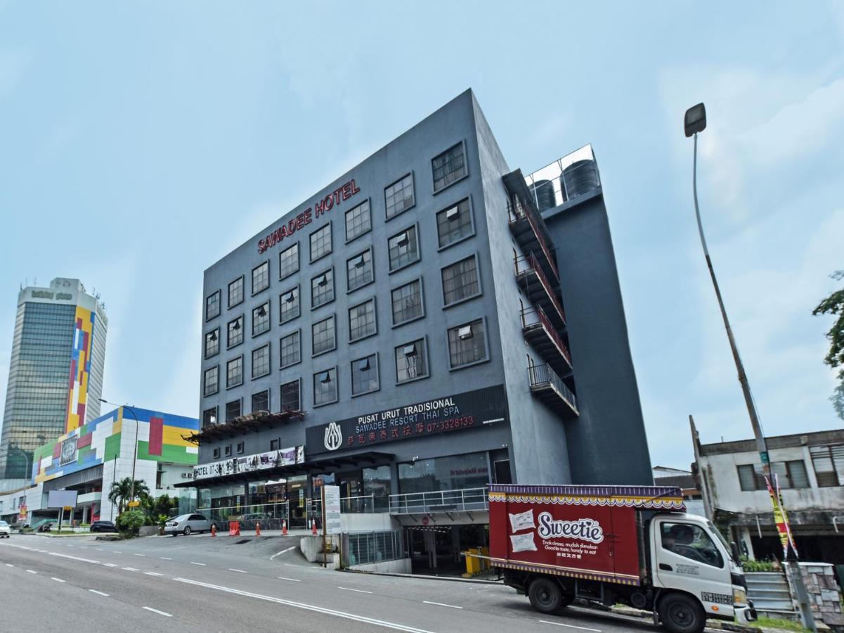 Capital O 90130 Sawadee Hotel Джохор-Бару Экстерьер фото