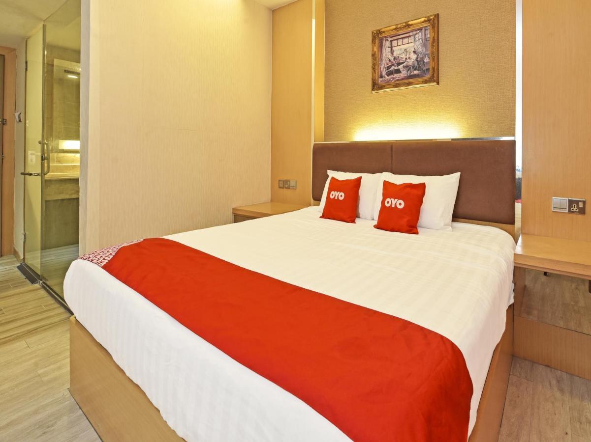 Capital O 90130 Sawadee Hotel Джохор-Бару Экстерьер фото